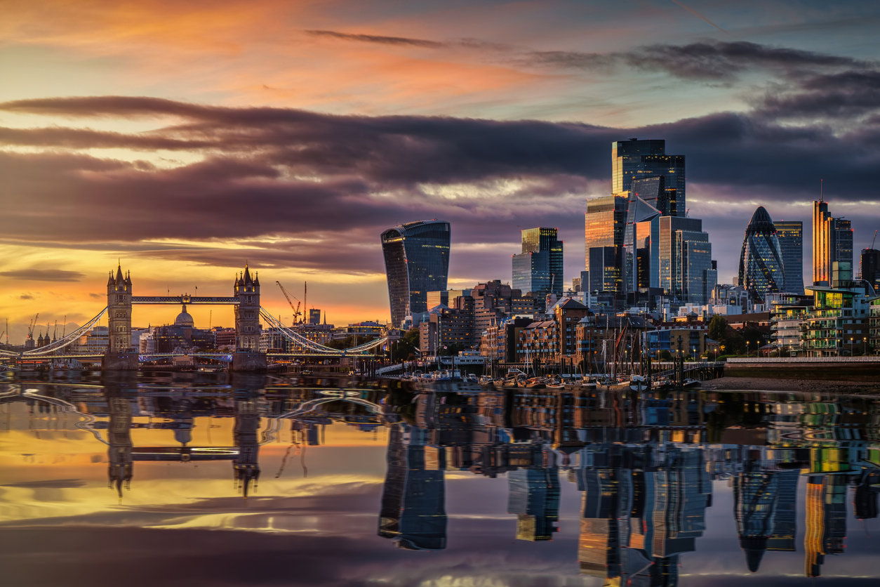 Beautiful autumn sunset view of the city skyline of London - The TRADE